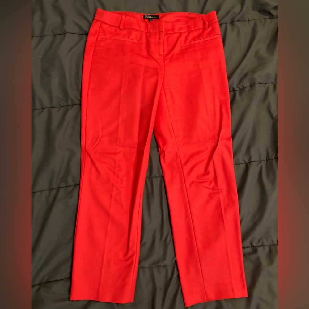 Red straight leg size 4 dress pants. (Petite)NEW!